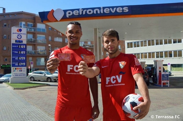 Petronieves renova el seu patrocini amb el Terrassa FC