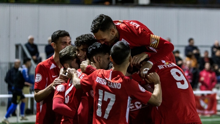 Lucas Viña i Carlos Martínez truquen a la porta del rànquing de golejadors del Terrassa FC
