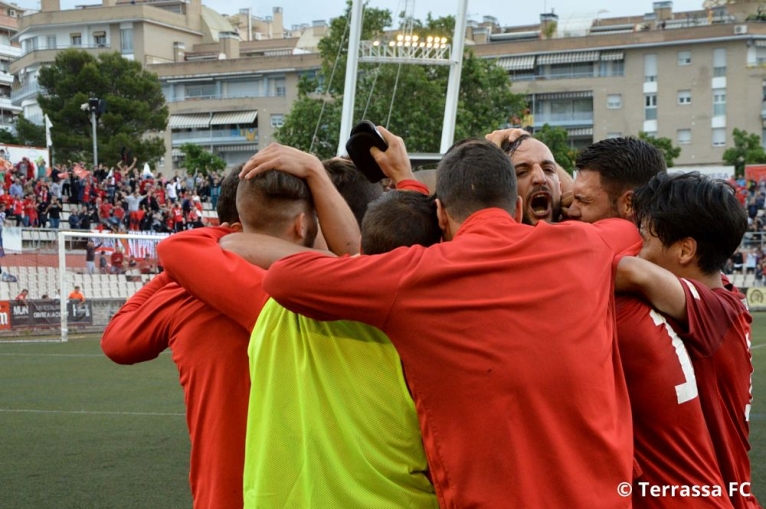 El Terrassa FC guanya 2 a 0 la SD Compostela en l&#039;anada de la 2a ronda del &#039;play-off&#039;
