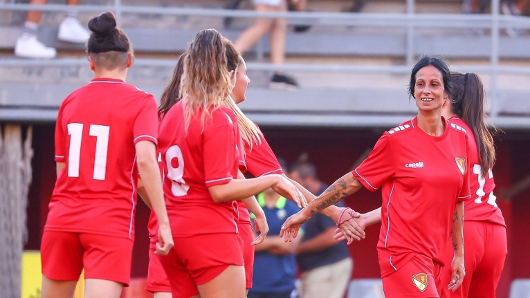 El Terrassa FC femen&iacute; afronta amb il&middot;lusi&oacute; la final del Torneig d&rsquo;Hist&ograve;rics