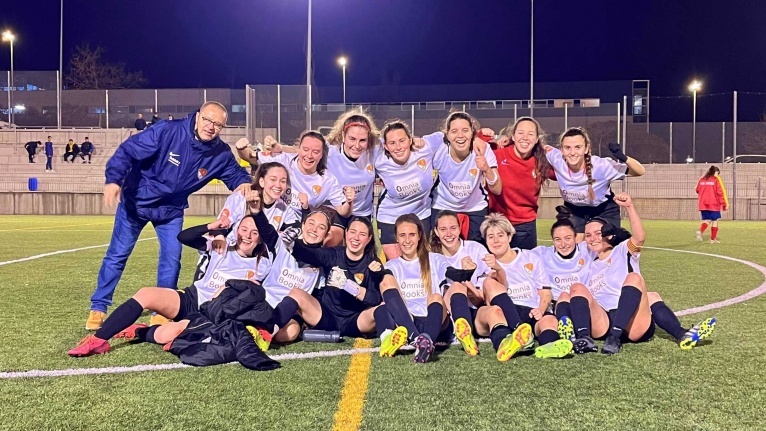 El Terrassa FC B femen&iacute; es juga t&iacute;tol i ascens davant el Cabrera