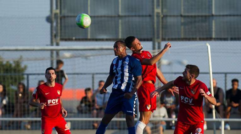 San Cristóbal-Terrassa FC: futbol apassionat a Ca n’Anglada