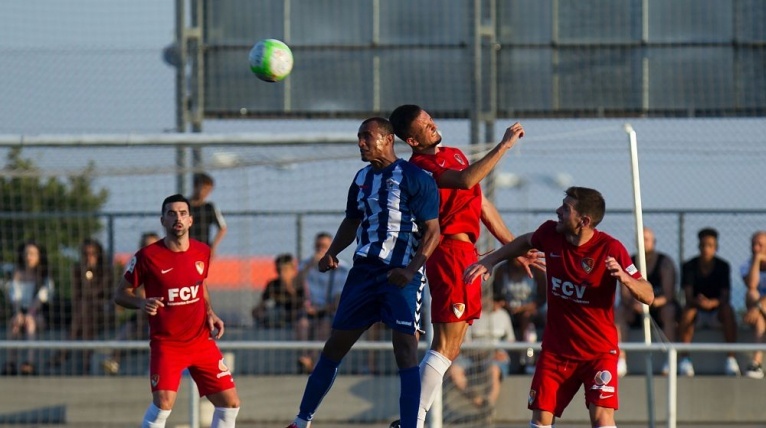 San Cristóbal-Terrassa FC: derbi amistós i atractiu 