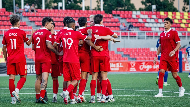 Reus Reddis-Terrassa FC: estrena contra els reusencs