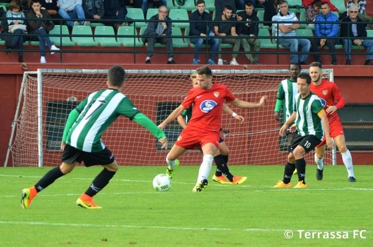Terrassa FC-Peralada: a cercar el primer triomf contra els gironins