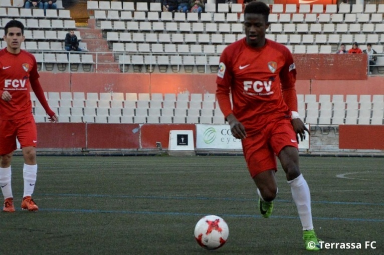 Yaya amplia el seu contracte fins al 2019