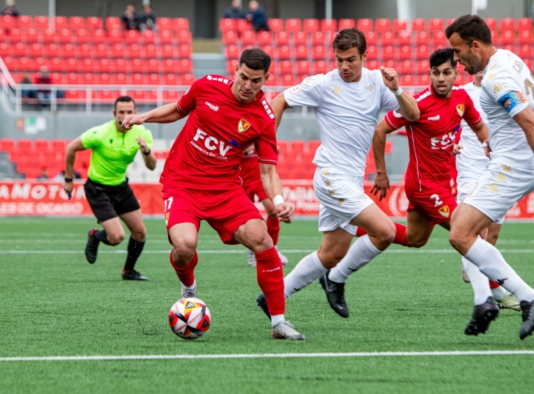 Derrota per la mínima (1-2) del Terrassa FC contra l'Atlético Saguntino a l'Estadi Olímpic de Terrassa