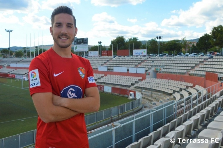 El davanter Toro, primer fitxatge del Terrassa FC 17-18