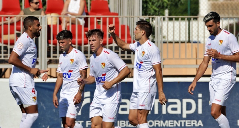 Penya Independent-Terrassa FC: primera visita a Sant Miquel de Balansat