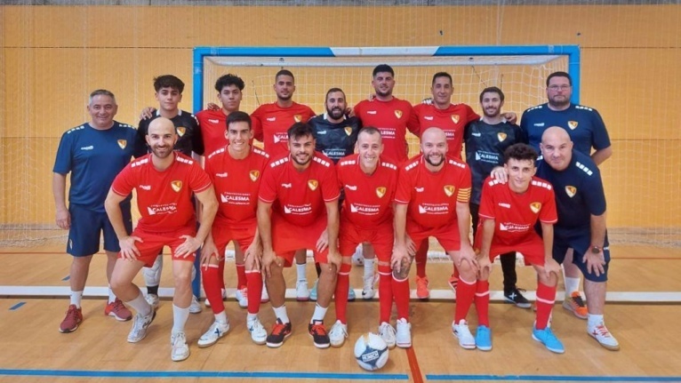 Terrassa FC-Castellar: un derbi per estrenar-se a la Tercera Nacional