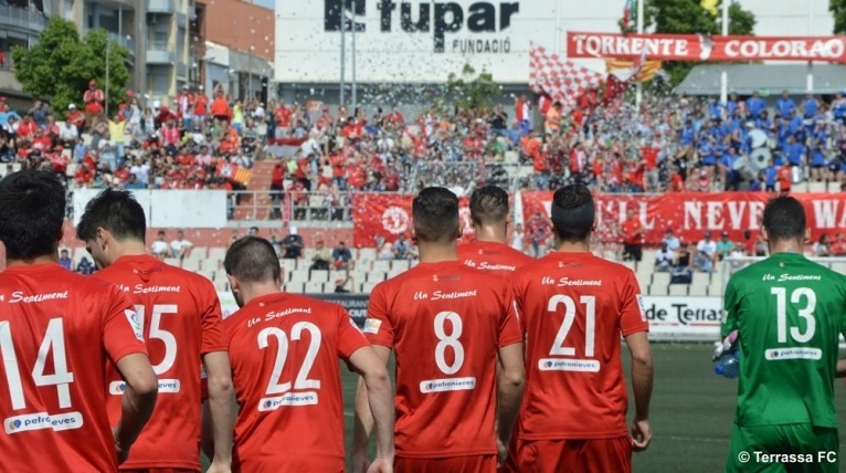 Terrassa FC i equips hongaresos: tot celebrant la primera Copa Catalunya