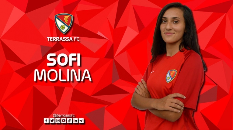La davantera Sofi es converteix en jugadora del primer equip del Terrassa FC