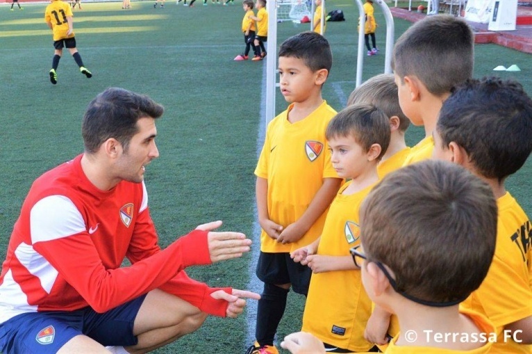Raúl Torres i Dani Pujol, jugadors del primer equip i entrenadors dels Young Boys