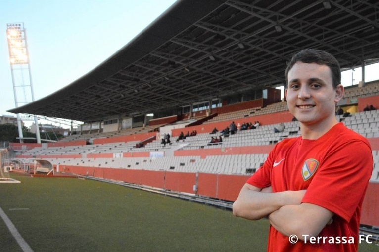 El defensa Hugo Moreno fitxa pel Terrassa FC 1906