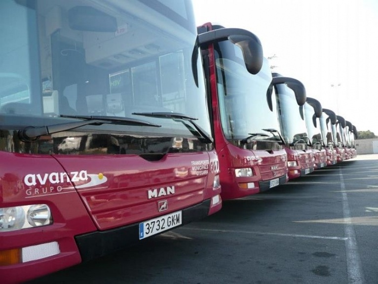 El Terrassa FC signa un acord amb els autobusos TMESA