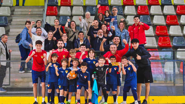 El Benjam&iacute; A de futbol sala, campi&oacute; del Campionat de Promoci&oacute;