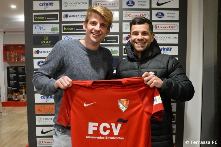 Sergi Pastells arriba cedit del CE Sabadell