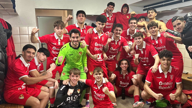 El Terrassa FC B lidera la classificaci&oacute; al final de la primera volta