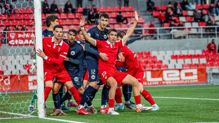 Empat sense gols (0-0) entre Terrassa FC i Atl&egrave;tic Lleida en un partit amb m&uacute;ltiples alternatives per a tots dos