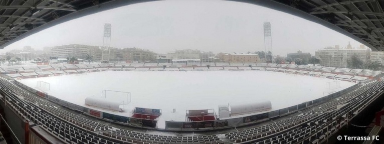 L'Estadi Ol&iacute;mpic de Terrassa es vesteix de blanc!