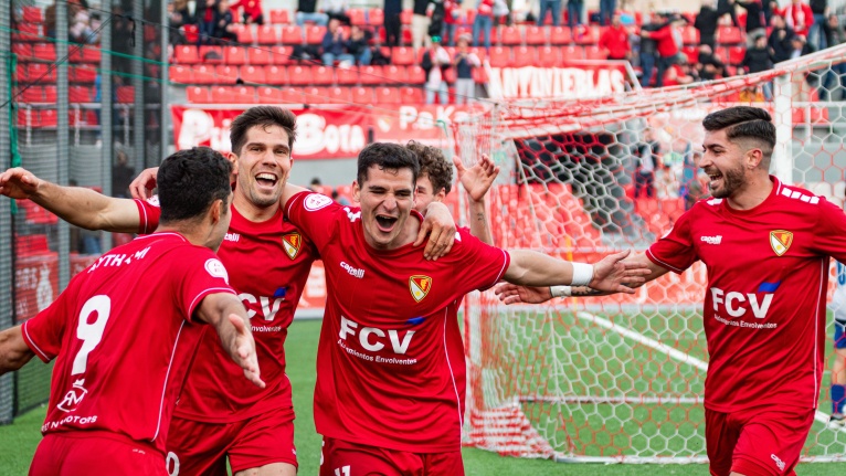 Golejada (4-1), amb remuntada inclosa, del Terrassa FC contra el CE Europa a l&#039;Estadi Olímpic de Terrassa