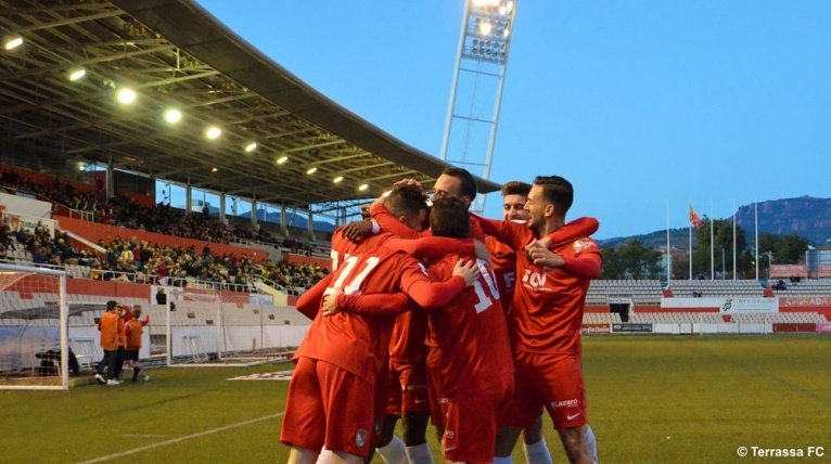 Golejada (3-0) contra el San Cristóbal i colíders!